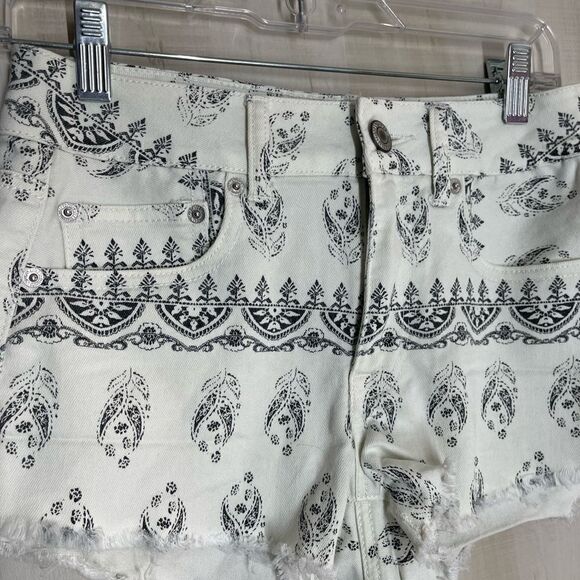 American Eagle shorts, size 4‎ - Picture 11 of 12